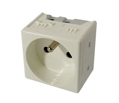 P/m schuko mains socket 2p + earth 250v 16a 45x45mm gw20207